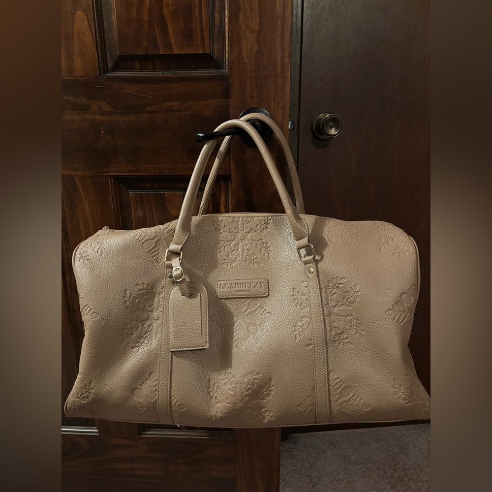 Lexbreezy HI Tan Embossed Travel Bag with Floral Design